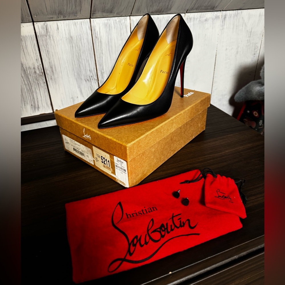 Christian Louboutin Black Leather Pumps with Red Soles